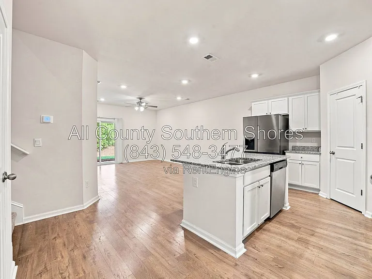 3414 Bells Lake Cir — Photo 9