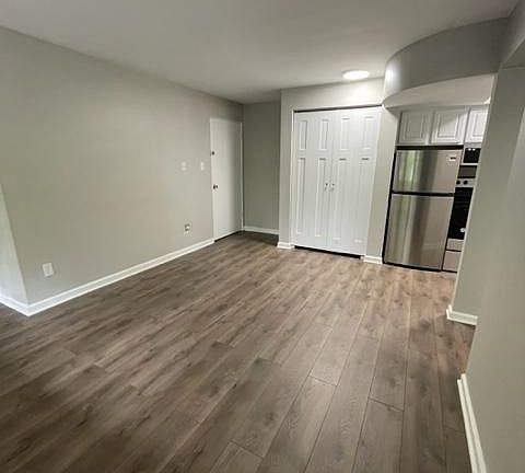 3rd image of 2816 Coolidge Hwy APT 28