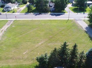 205 N 1st Ave, Dent, MN 56528