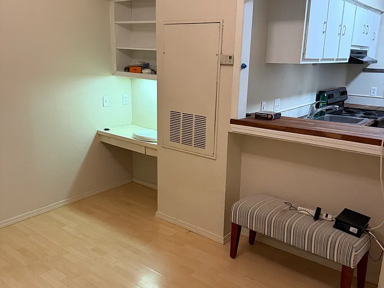 3000 Guadalupe St #212 — Photo 5