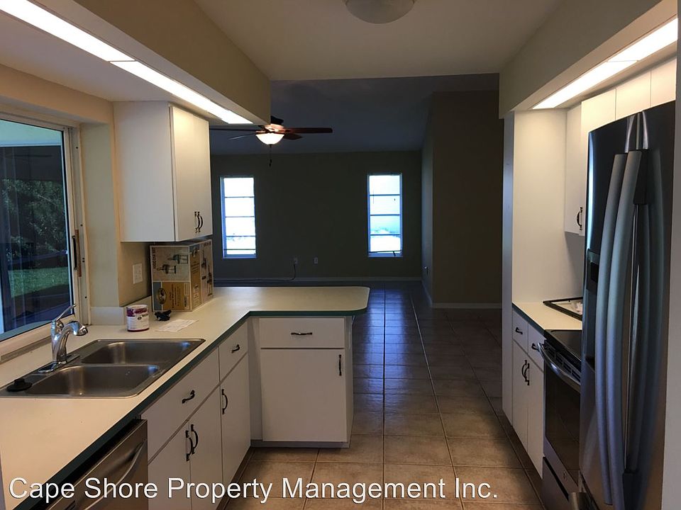 1st image of 3906 SW 1st Pl
