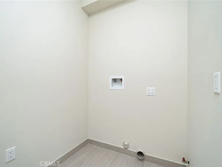 800 N Amelia Ave #A — Photo 16
