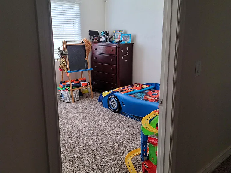 13910 Spring Valley Pkwy — Photo 20