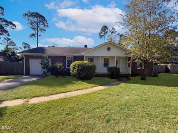 424 Lancaster Rd, Fayetteville, NC 28303