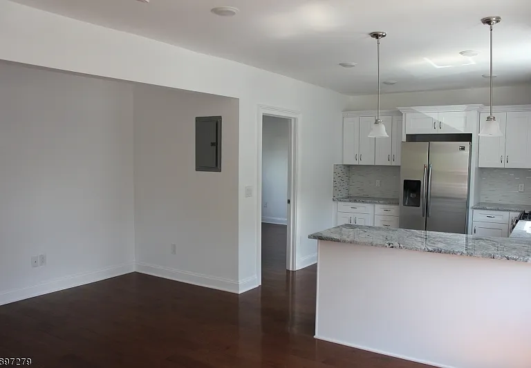 67 N Willow St — Photo 4