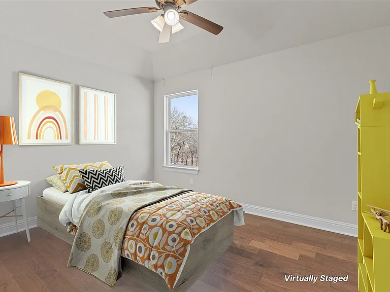 205 Riverhill Cv — Photo 6