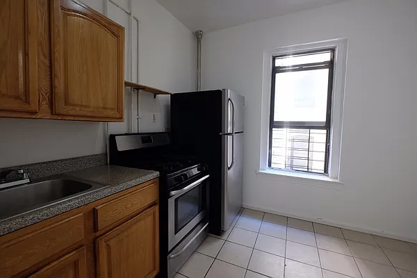 Rented by Keller Williams NYC | media 17