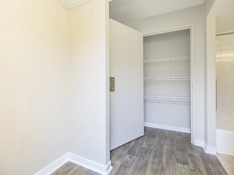 Large Closet Space