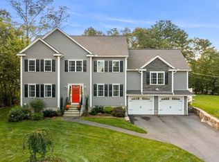 3 Scroxton Dr, Billerica, MA 01821