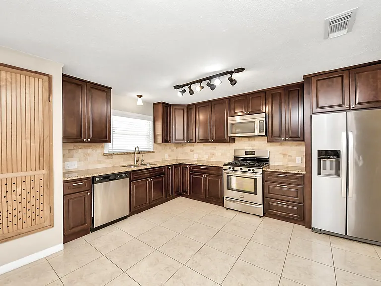 3419 Norris Dr — Photo 13