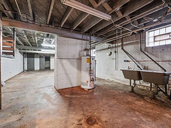 4th image of 101-103 E Agnew Ave