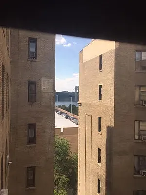 Rented by Roberto Guilbet, LREB | media 26