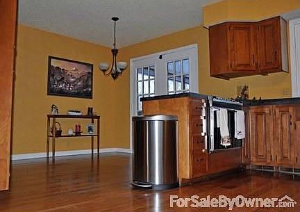 Breakfast nook/Kitchen
						:
						Kitchen features new oven and refrigerator. Large amount of cabinet space.