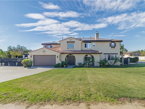 17797 Canyonwood Dr, Riverside, CA 92504