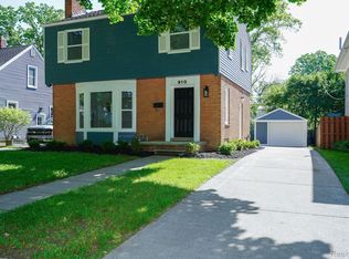 910 N Gainsborough Ave, Royal Oak, MI