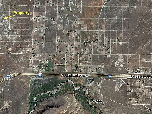 4th image of La Vista Dr
