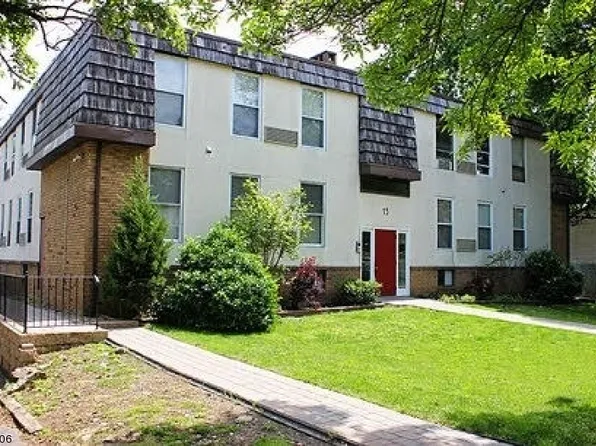 15 Forest St #C0005-5, Montclair, NJ 07042