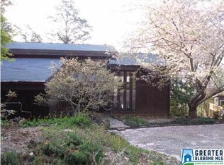 11 Robinwood Ln, Anniston, AL 36207