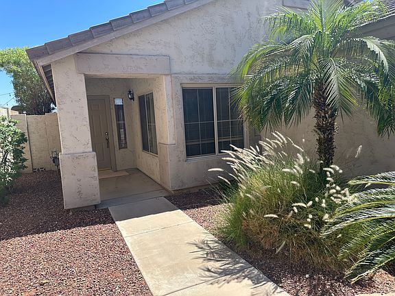 2nd image of 1705 W Muirwood Dr