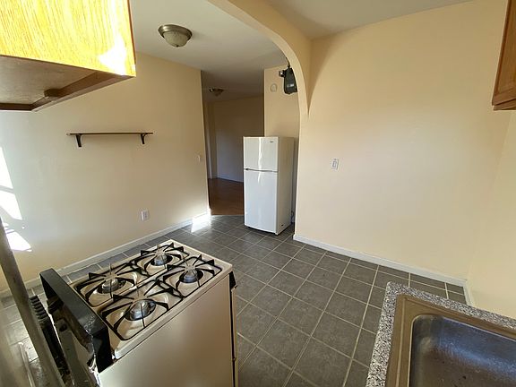 2nd image of 124 E 107th St #18AA