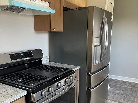 2nd image of 1223 Bonnie Ln