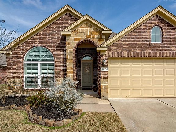3rd image of 15206 Sycamore Leaf Ln