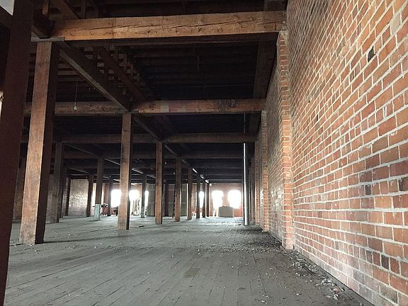 2nd image of 225 Broadway St