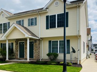 22 Henry Ave, New Brunswick, NJ 08901