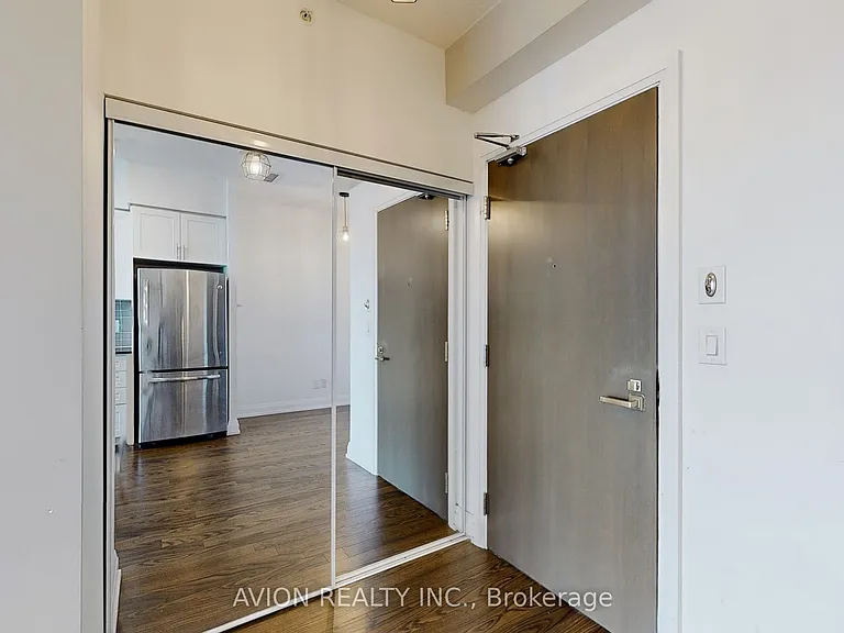 7171 Yonge St #2409 — Photo 10