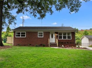 4236 Winfield Dr, Charlotte, NC 28205