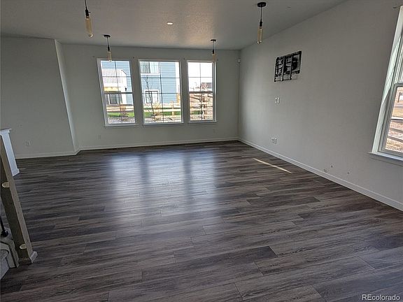 4th image of 1041 W Witherspoon Drive