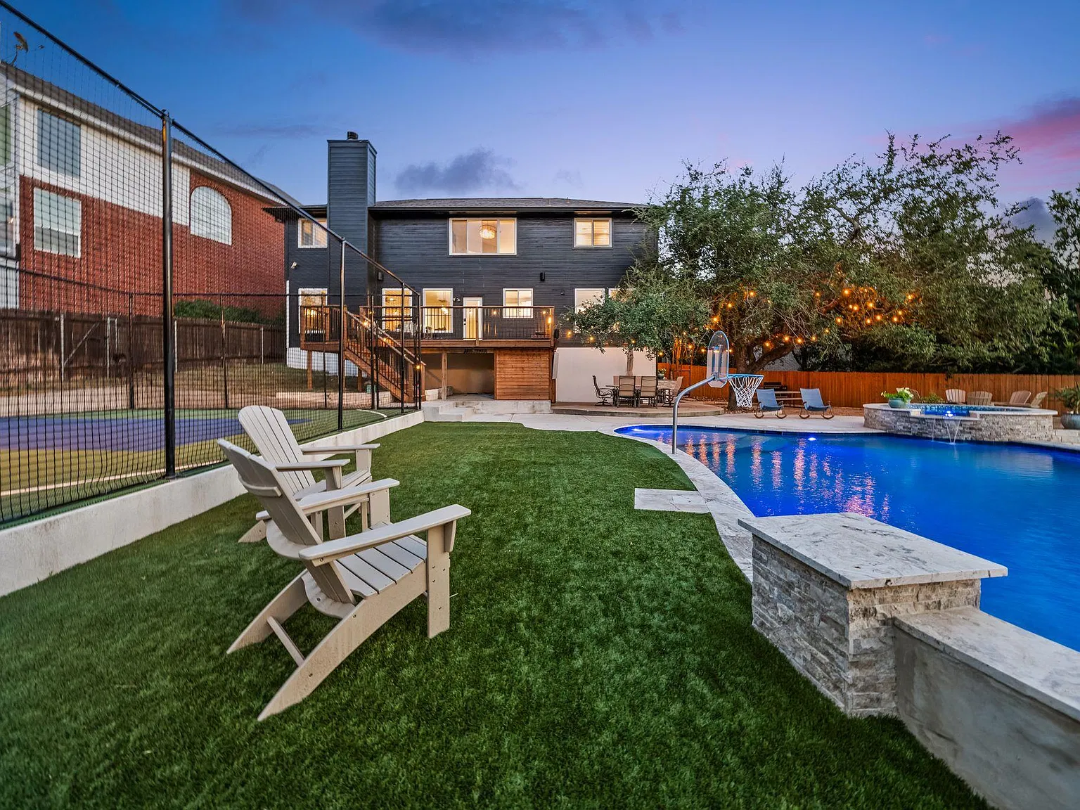 4 bed, 2.5 bath, 2941 sqft, $6,500 — Photo 3