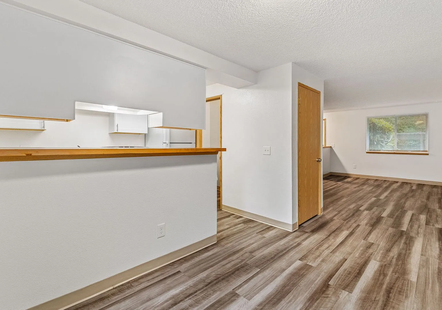 Meadowood Apts — Photo 2