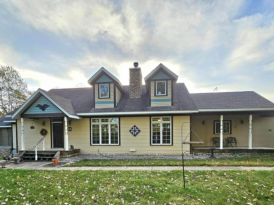 1st image of 129 Lilac Dr