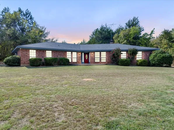 1547 Harvey Ln, Denison, TX 75020