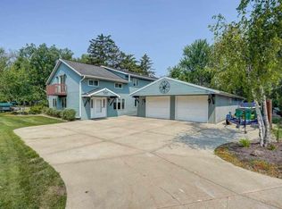 4604 Burma Rd, Mc Farland, WI 53558