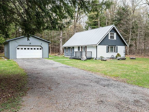 2nd image of 11068 Lake Julia Rd