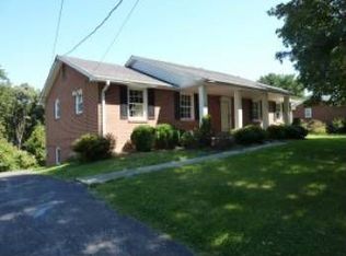 3467 Overbrook Dr, Roanoke, VA 24018