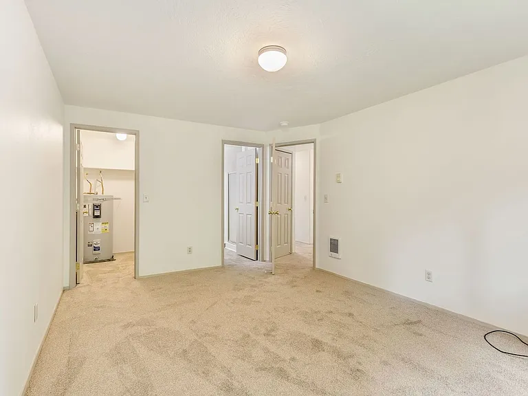 Wahanna Creek Apartments ~ Doney 26-1117DON — Photo 20