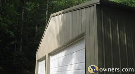 3 car garage with bathroom