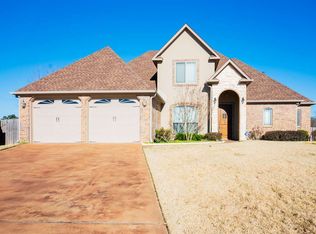 3 Baylee Dr, Longview, TX 75605
