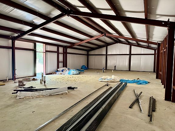 4th image of 2326 Campbell Hill Rd