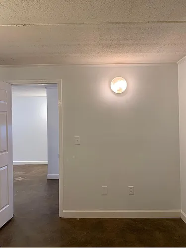 308 Joseph St Photo 1