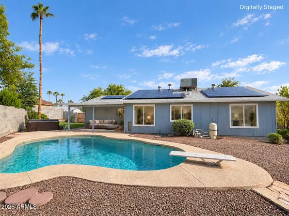 2031 E VISTA Drive, Phoenix, AZ 85022
