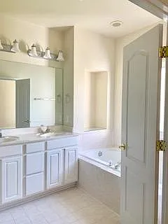 6869 Rolling Creek Way — Photo 15