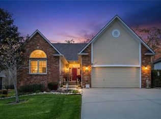 8921 NE 94th Ter, Kansas City, MO 64157