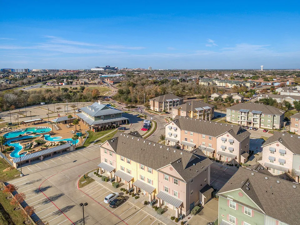 Campus Village College Station