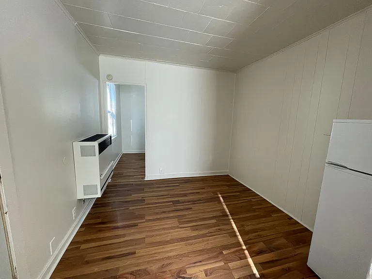 521 Dewey Ave #2 — Photo 8