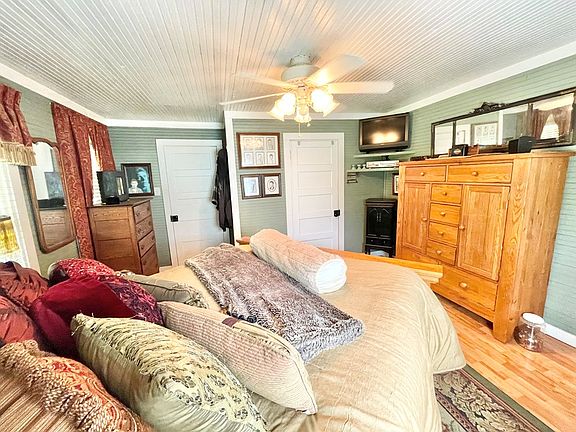 18th image of 187 Pine City Rd