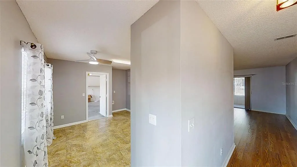 2 bed, 2.0 bath, 1199 sqft, $1,700 — Photo 4